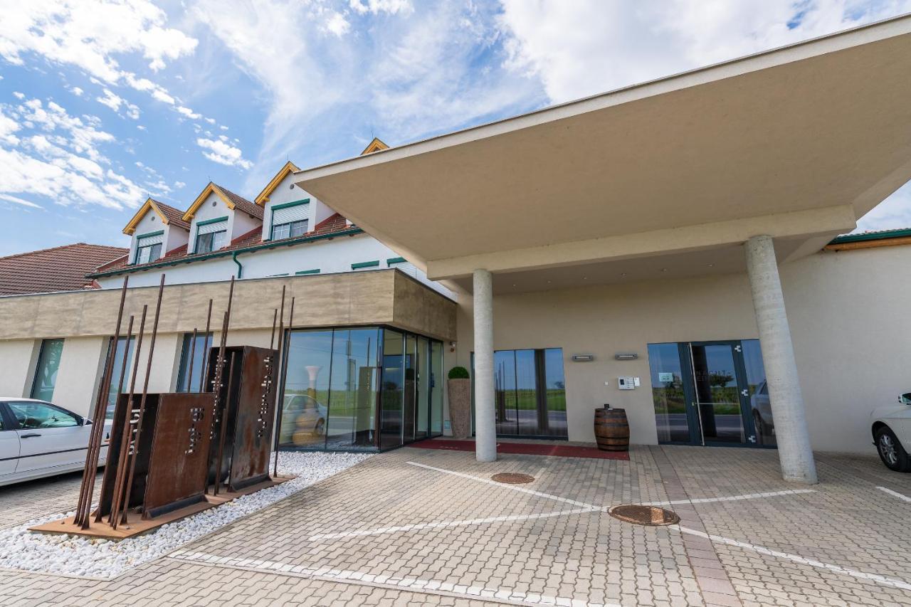 Hotel Nationalpark إلميتز المظهر الخارجي الصورة